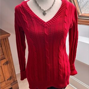 Old Navy Red Cable Knit V-Neck Sweater ❤️